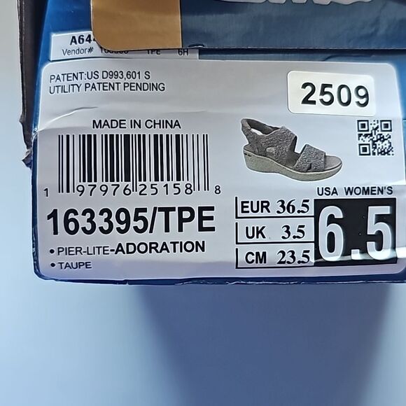 New Sketchers Taupe Pier Lite Adoration Slip Ins Sandal, Size 6.5 - Picture 5 of 6